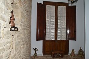 apartamentos plazuela arco el portillo