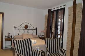 apartamentos plazuela arco el portillo