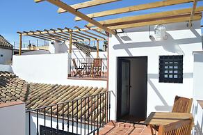 apartamentos plazuela arco el portillo