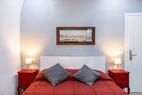 O Panaro Lucky Flat by NapoliApartments