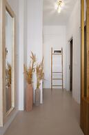 Lithos Suites