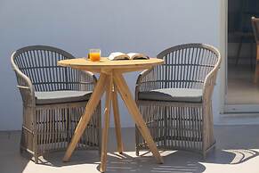 Lithos Suites