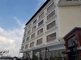 S-Twin Hotel