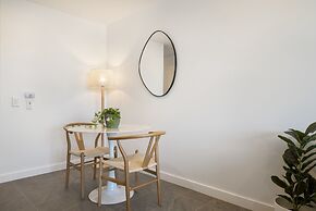 Stylish Studio Near Fremantle's Vibrant Spots