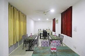 Hotel Viraj Residency