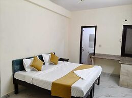 Hotel Viraj Residency