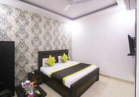 Hotel Viraj Residency