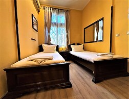 Lopera Guest House