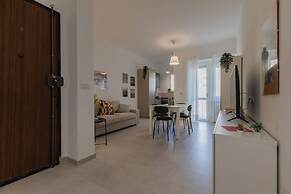 Tripoli White Home by Wonderful Italy