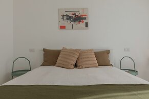 Tripoli White Home by Wonderful Italy
