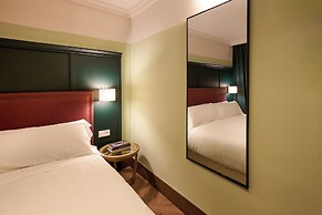 Honest Hotel Granada