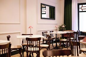 Honest Hotel Granada