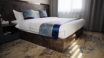 Happiness Hotel