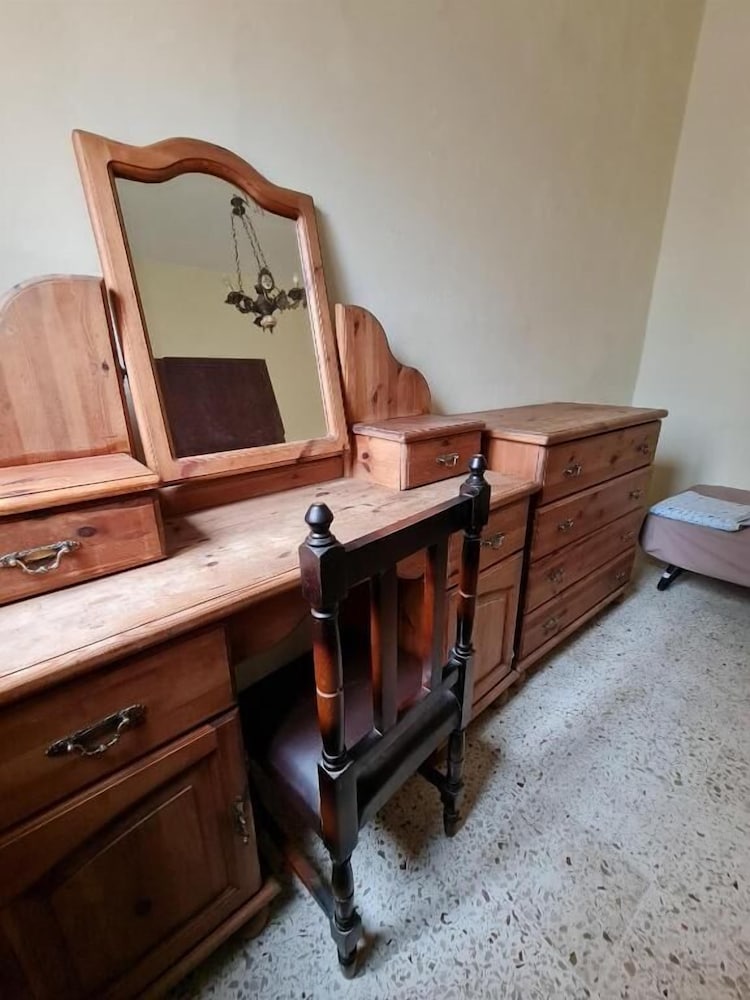 EEM student Guest House - shared rooms