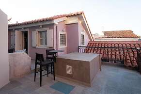 Navria Hotel