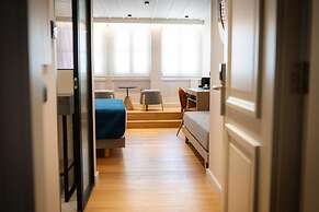 Navria Hotel