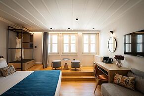 Navria Hotel