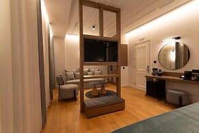 Navria Hotel