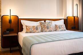 Navria Hotel