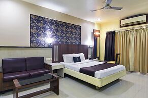 Glitz Hotels Devanshi Inn