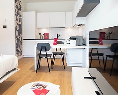 Waterfront Suite by Wonderful Italy