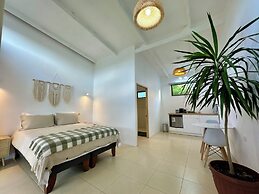 Makihi Suites