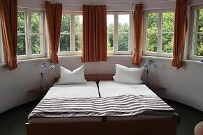 Hotel Volksgarten Mengede - Estia