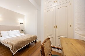 Central Apartment in La Latina Ideal for Work or Study