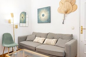 Cozy Apartment in La Latina Perfect for Work or Study