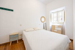 Cozy Apartment in La Latina Perfect for Work or Study