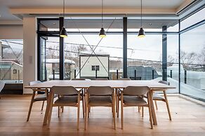 V Residence by H2 Life