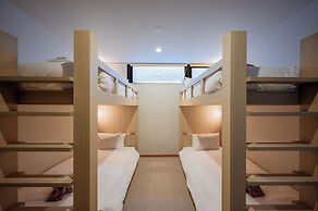 V Residence by H2 Life