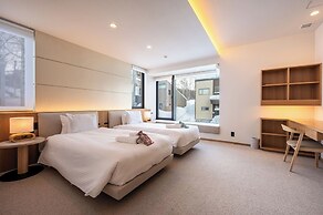 V Residence by H2 Life
