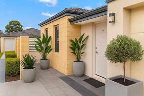 Stylish Queens Park Stay