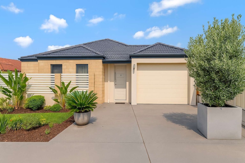 Stylish Queens Park Stay