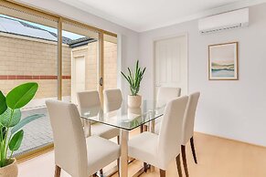 Stylish Queens Park Stay