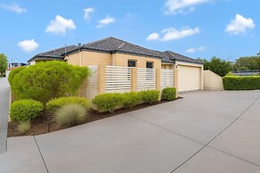 Stylish Queens Park Stay