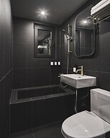 Guwol Hotel Jongno Ikseon