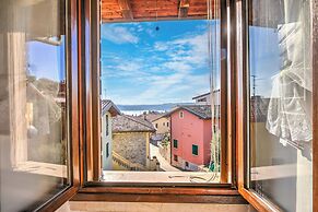 Le Fontane With View Lake
