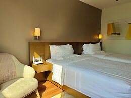 Hotel Residences at Acqua