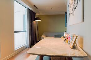 Hotel Residences at Acqua