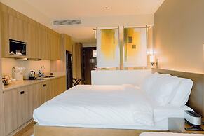 Hotel Residences at Acqua