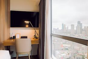 Hotel Residences at Acqua
