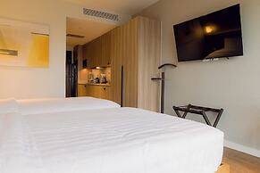 Hotel Residences at Acqua
