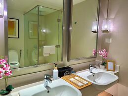 Hotel Residences at Acqua