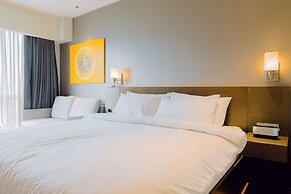 Hotel Residences at Acqua