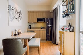 Hotel Residences at Acqua