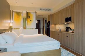 Hotel Residences at Acqua
