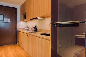 Hotel Residences at Acqua