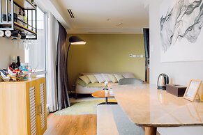 Hotel Residences at Acqua